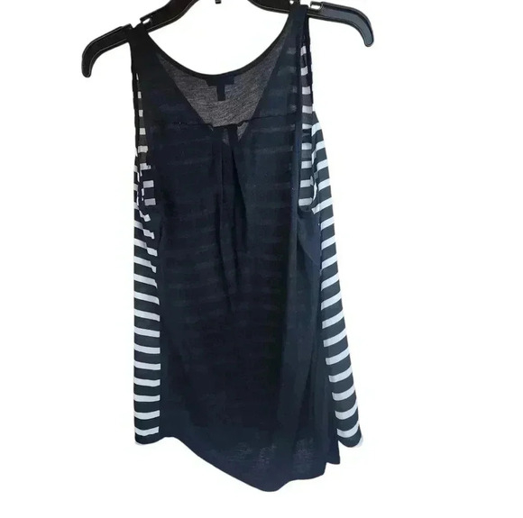 Express Black/White Striped V-neck Tank Top Size Small - Picture 3 of 9